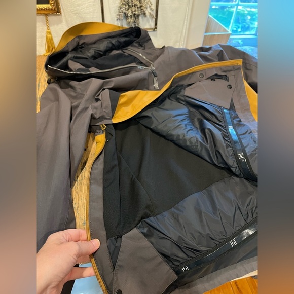 HOLDEN Two-Tone Hooded Jacket - Size L - NWOT - Picture 6 of 12